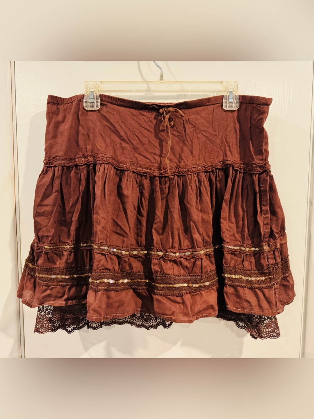 Vintage Passport Girl women size LARGE Boho Tiered Brown Mini Skirt w/ Lace Trim